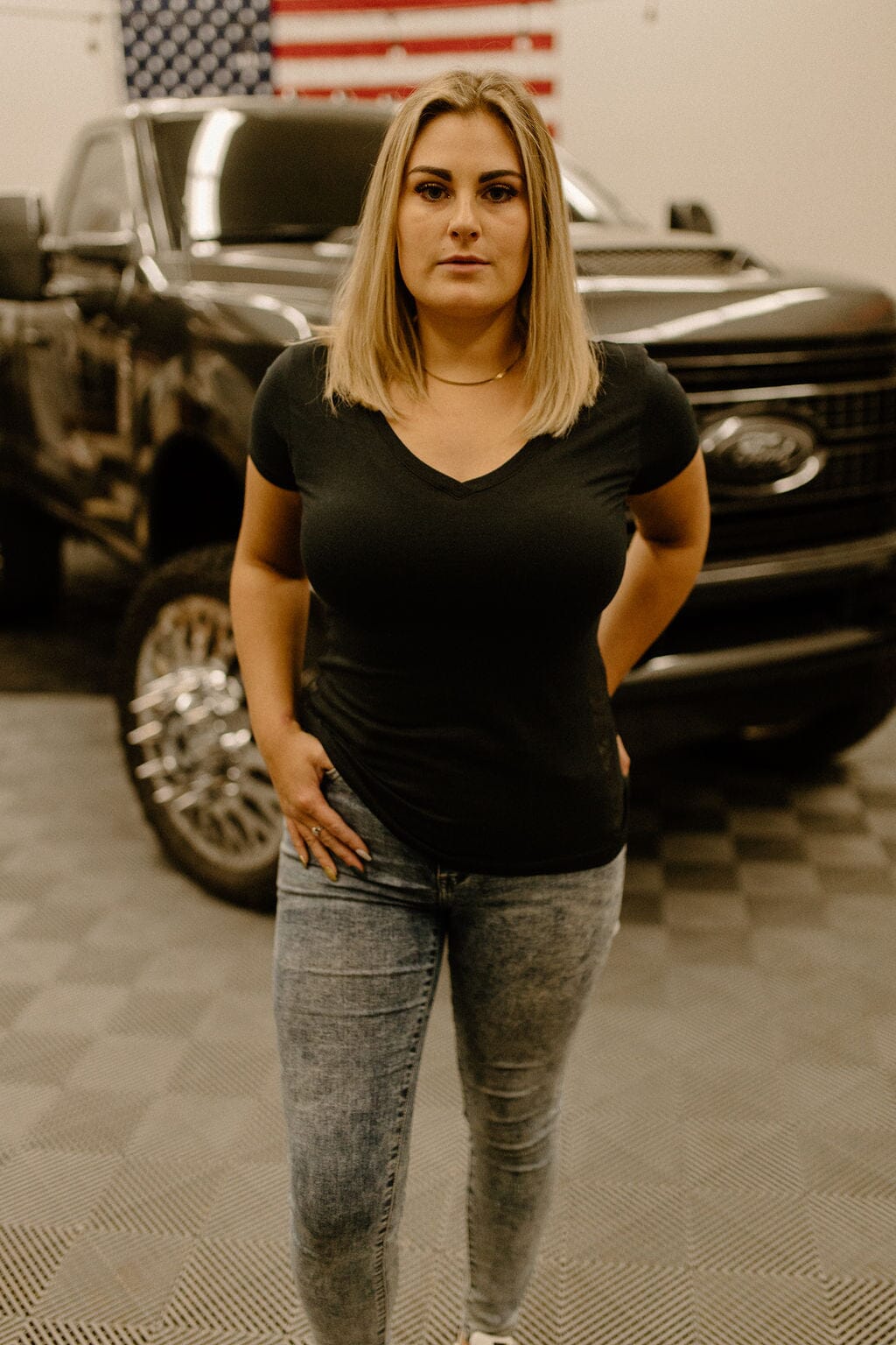 Short Sleeve Dieselr Women's V-Neck T-Shirt DSLR 