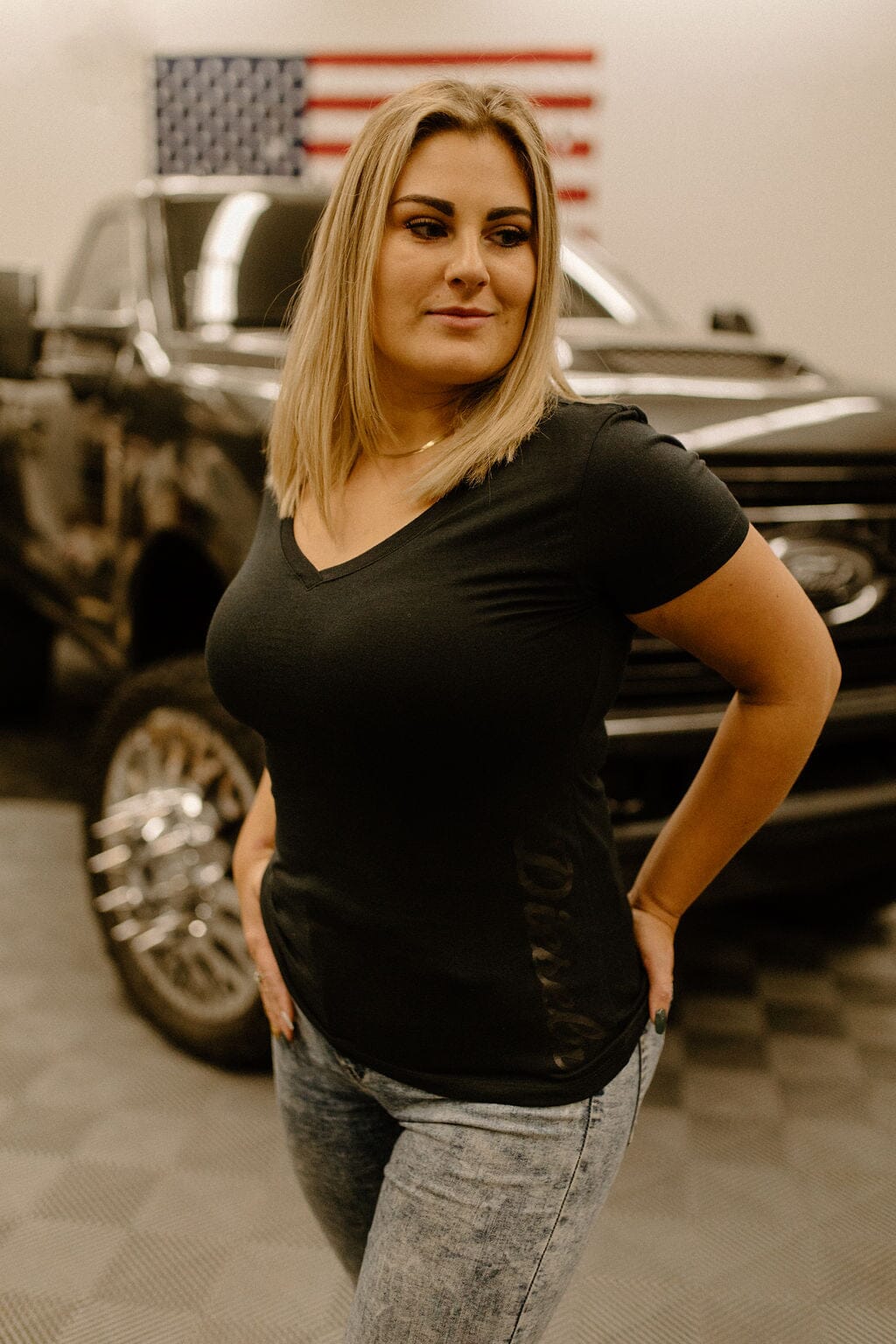 Short Sleeve Dieselr Women's V-Neck T-Shirt DSLR 